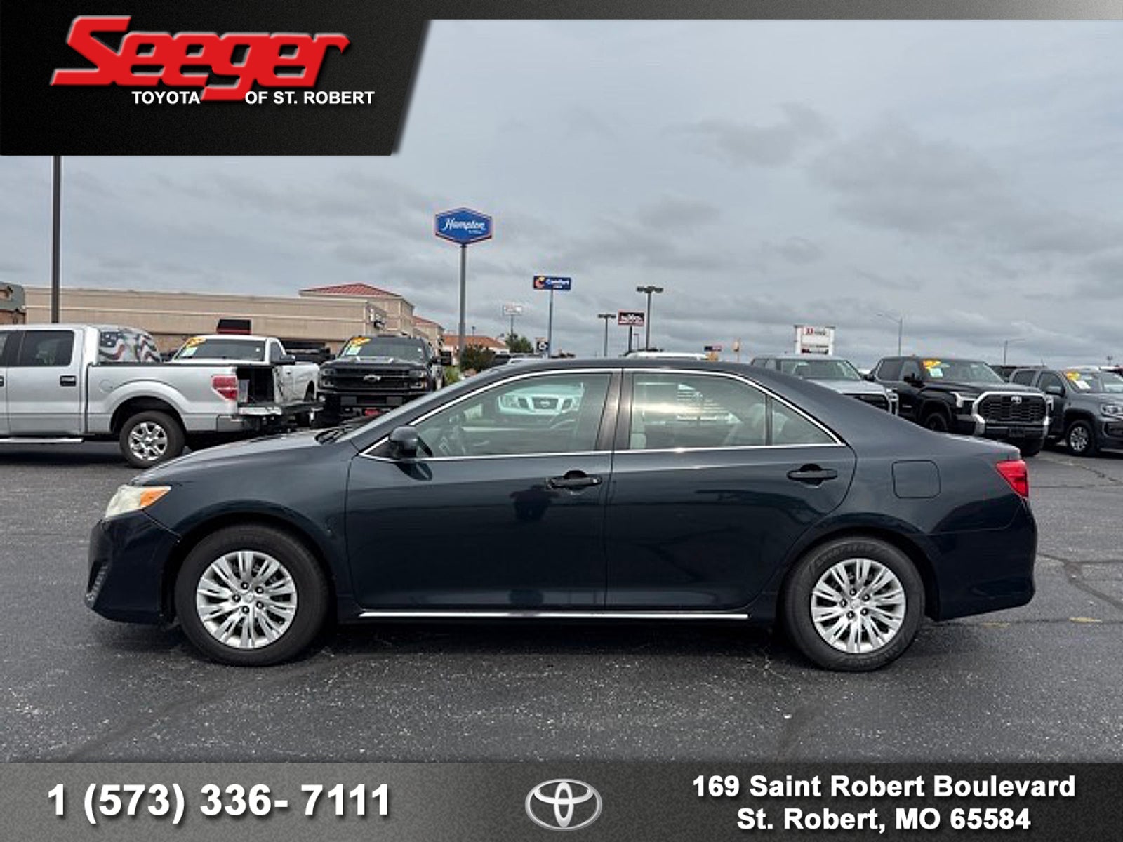 Used 2013 Toyota Camry LE with VIN 4T1BF1FKXDU229706 for sale in St. Louis, MO