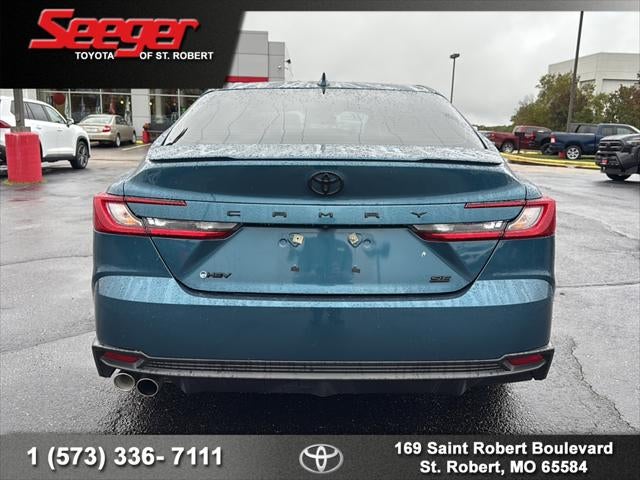 2025 Toyota Camry SE