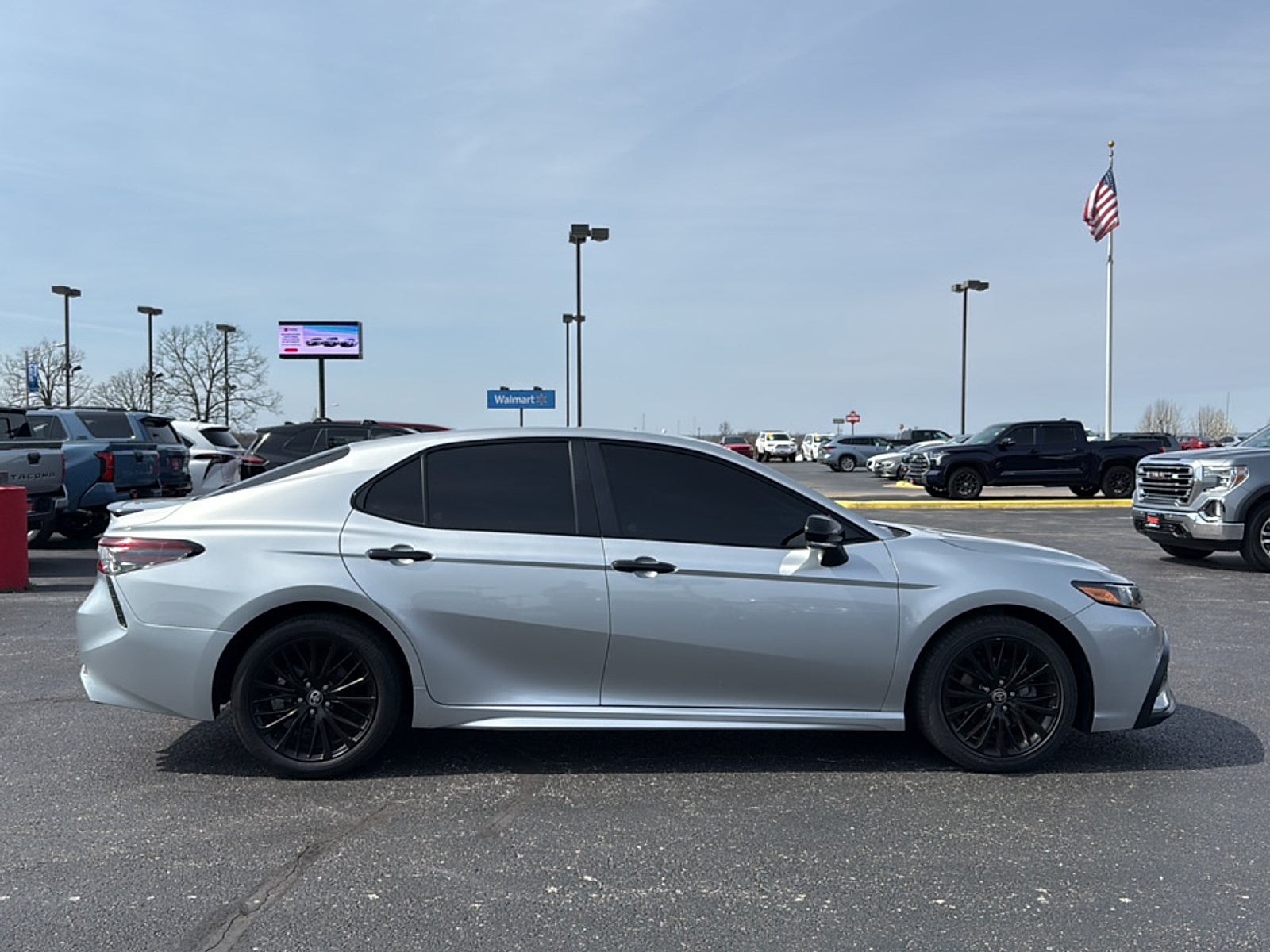 2022 Toyota Camry SE Nightshade Edition