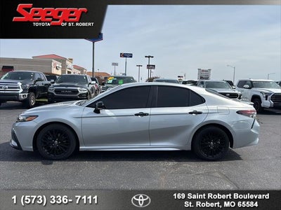 2022 Toyota Camry SE Nightshade Edition