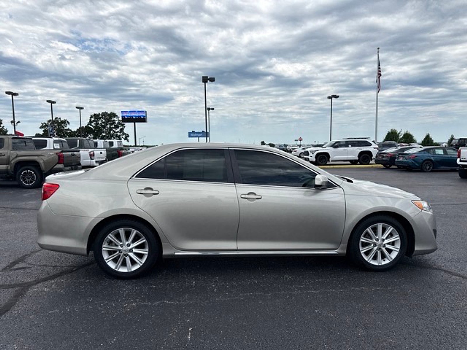 2014 Toyota Camry XLE