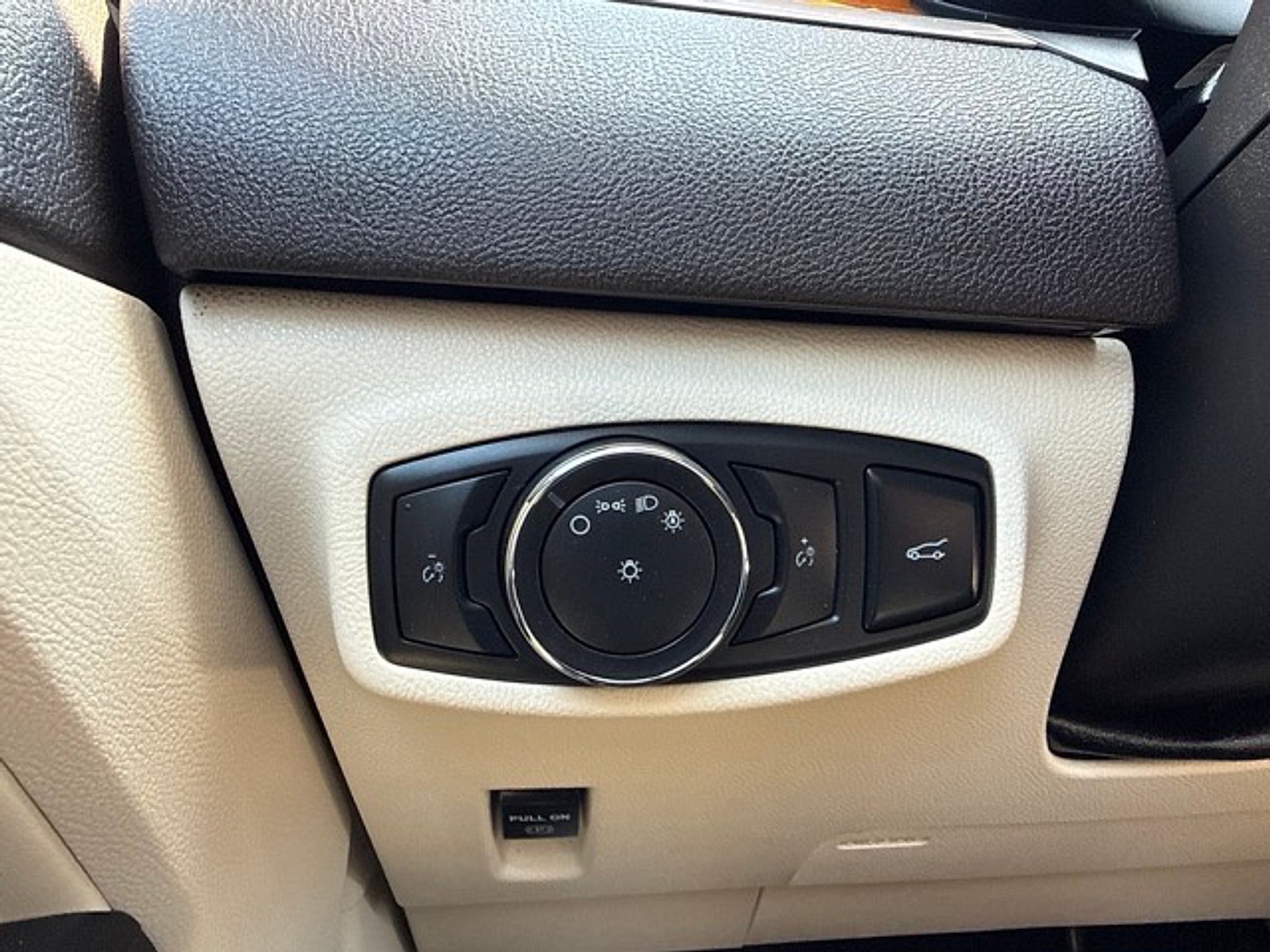 2016 Lincoln MKC Reserve