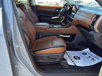 2022 Nissan Pathfinder Platinum