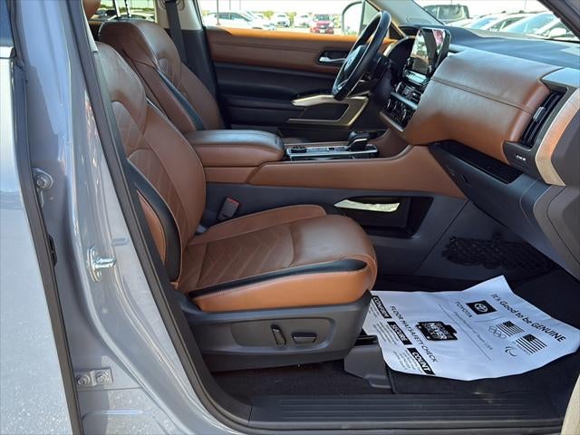 2022 Nissan Pathfinder Platinum