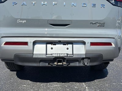 2022 Nissan Pathfinder Platinum
