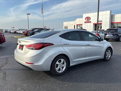 2015 Hyundai Elantra SE