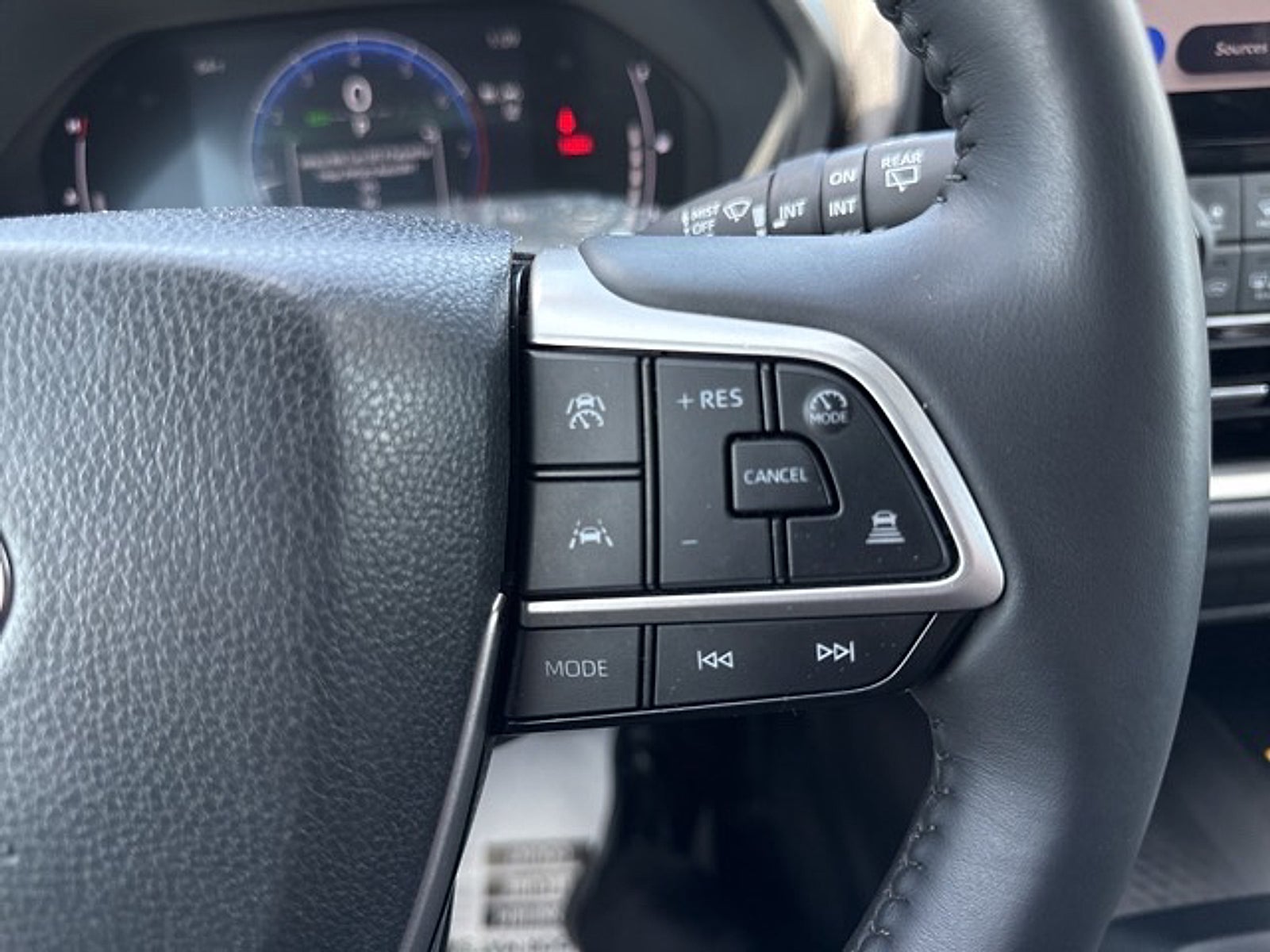 2025 Toyota Grand Highlander LE