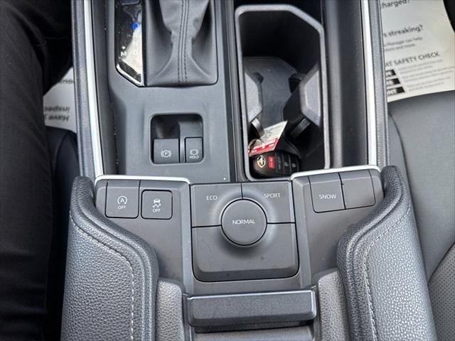 2025 Toyota Grand Highlander LE