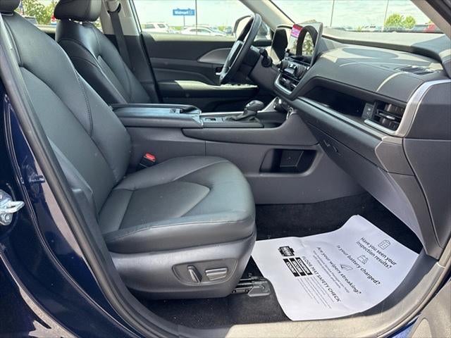 2025 Toyota Grand Highlander LE