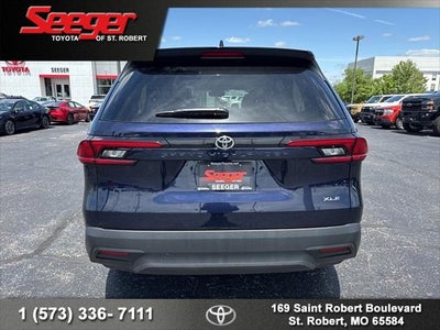 2025 Toyota Grand Highlander LE