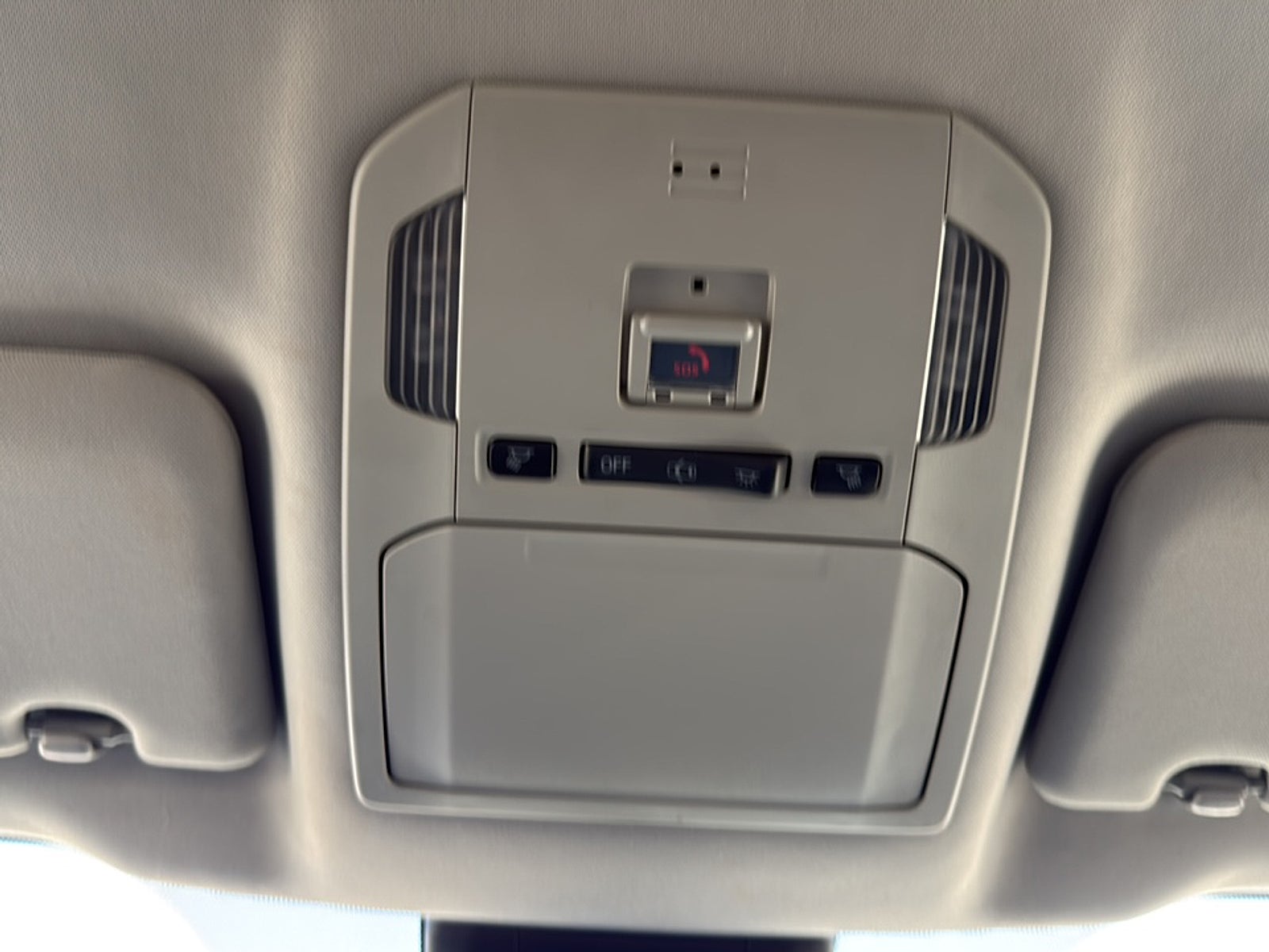 2020 Toyota Highlander LE