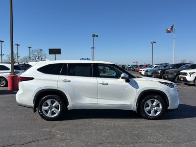 2020 Toyota Highlander LE