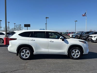 2020 Toyota Highlander LE