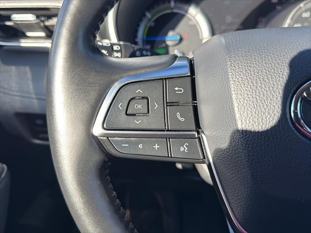 2021 Toyota Highlander Hybrid Platinum