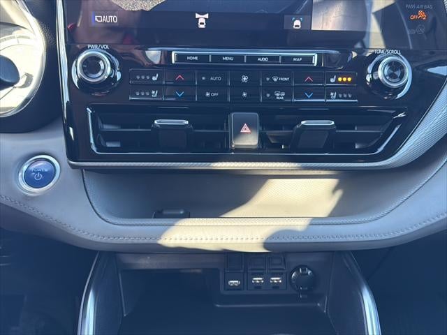 2021 Toyota Highlander Hybrid Platinum