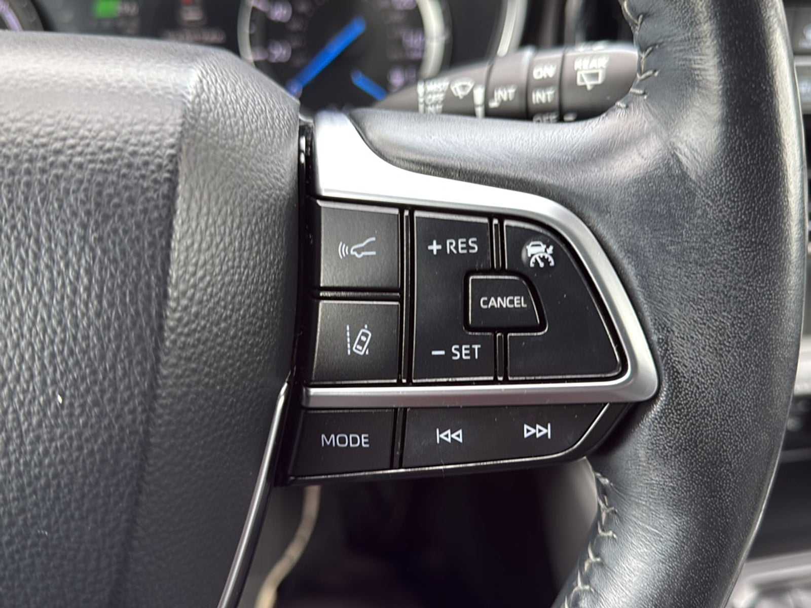 2020 Toyota Highlander Hybrid XLE