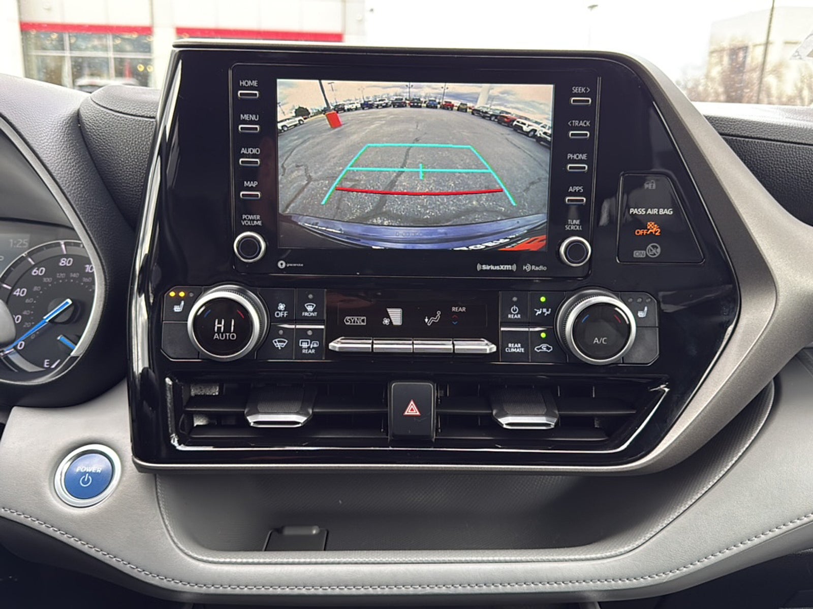 2020 Toyota Highlander Hybrid XLE