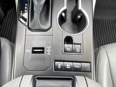 2020 Toyota Highlander Hybrid XLE