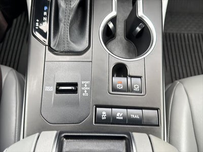 2020 Toyota Highlander Hybrid XLE