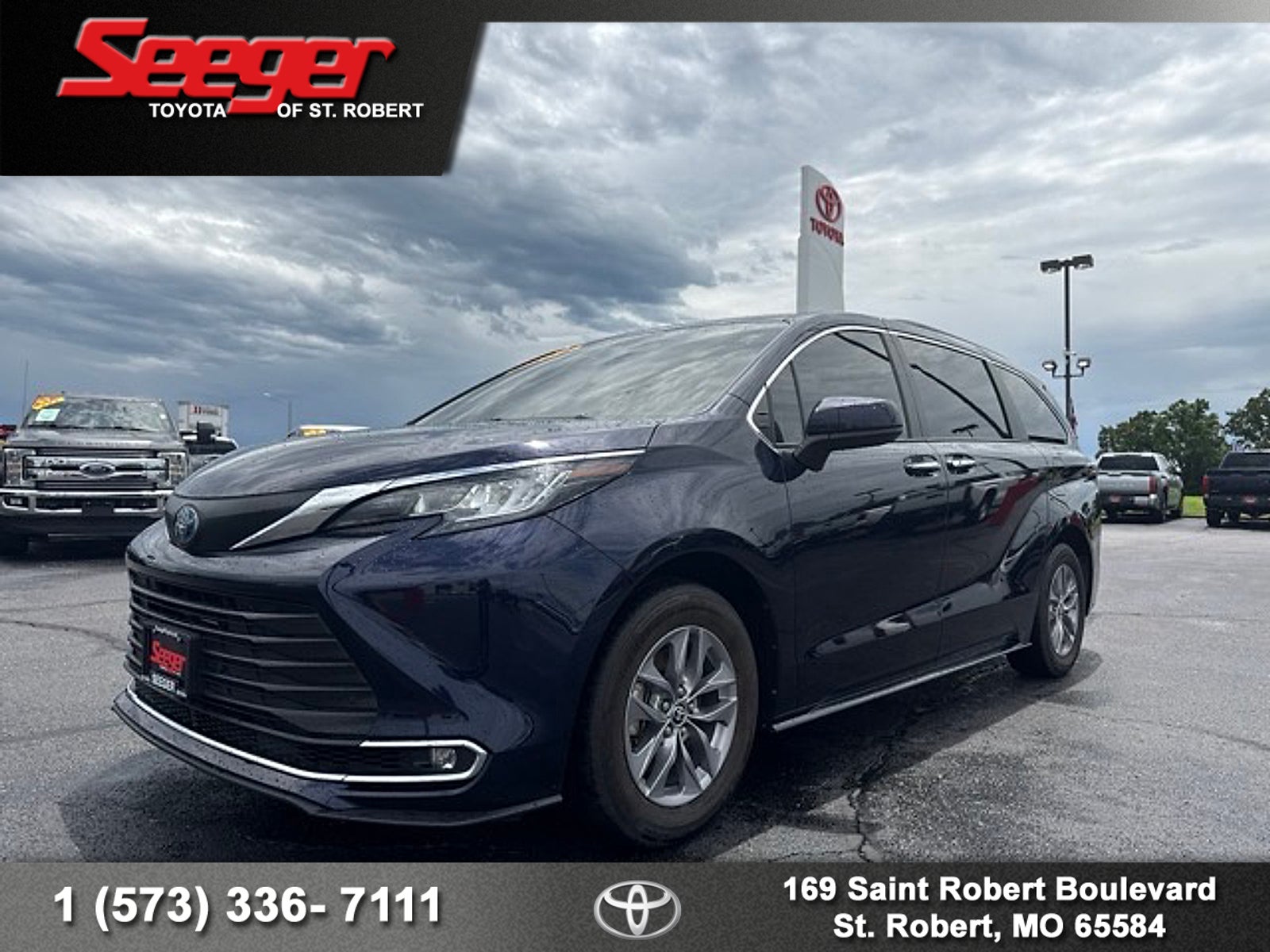 2023 Toyota Sienna XLE