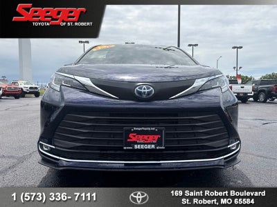 2023 Toyota Sienna XLE