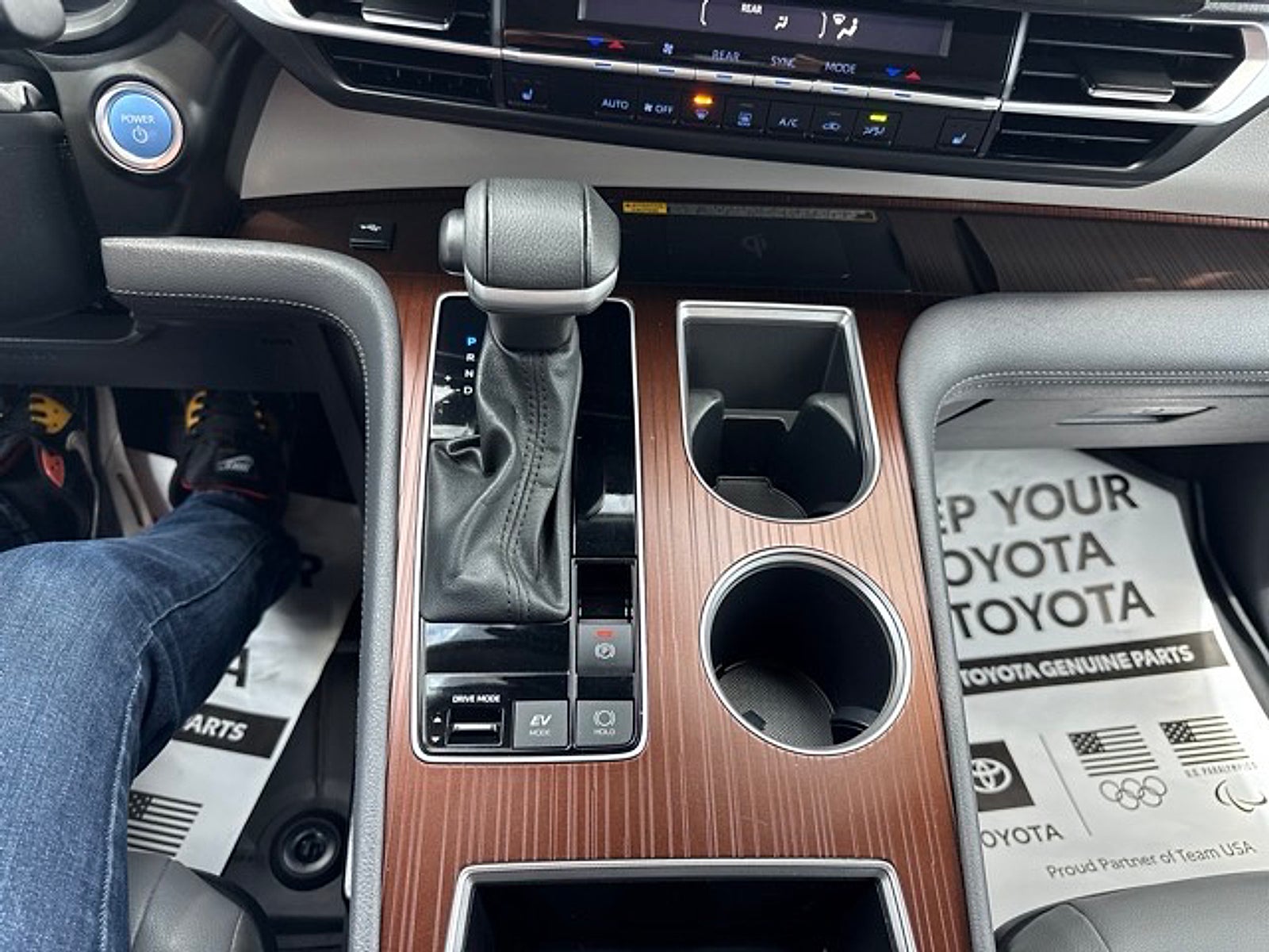 2023 Toyota Sienna XLE