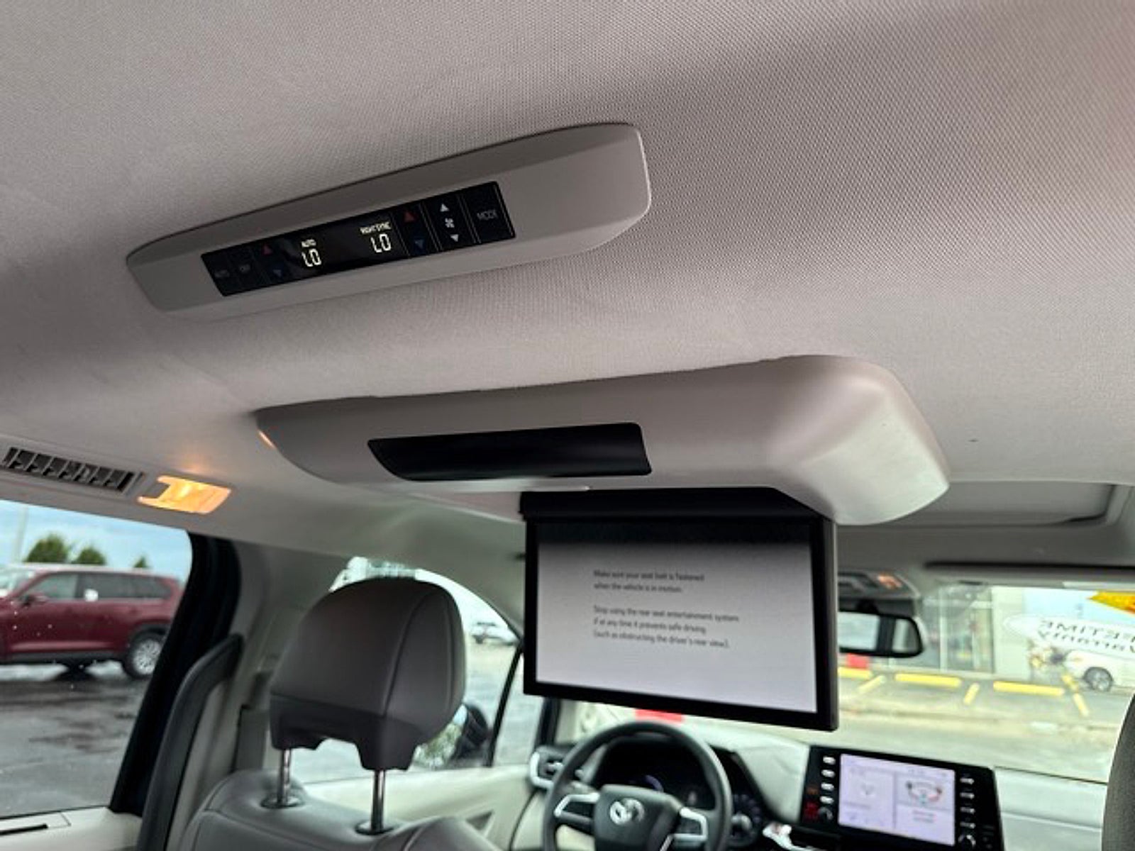 2023 Toyota Sienna XLE