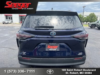 2023 Toyota Sienna XLE