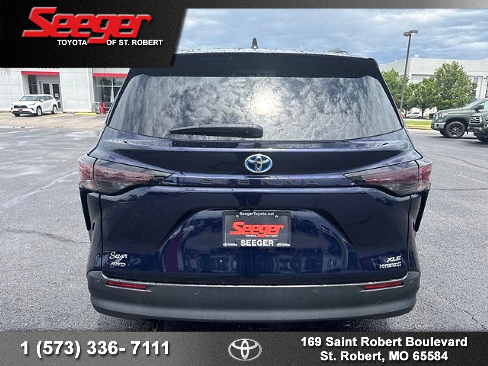 2023 Toyota Sienna XLE