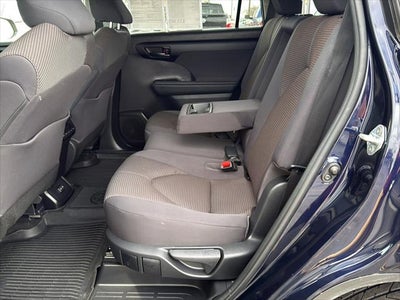 2023 Toyota Highlander LE