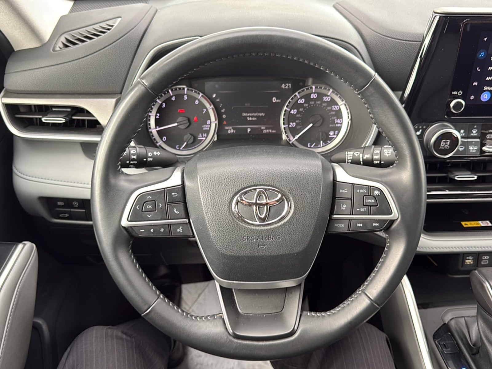 2023 Toyota Highlander XLE
