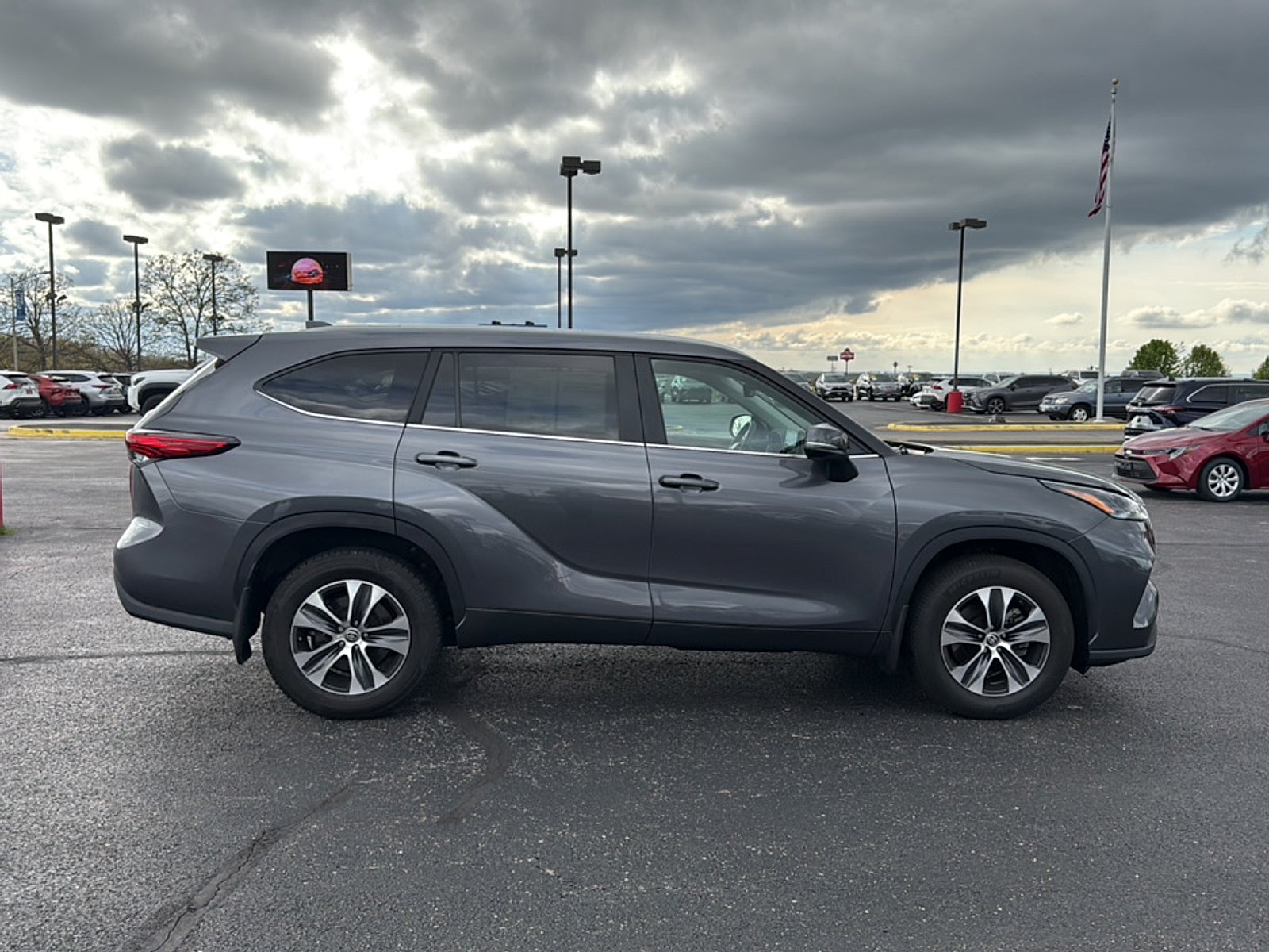 2023 Toyota Highlander XLE