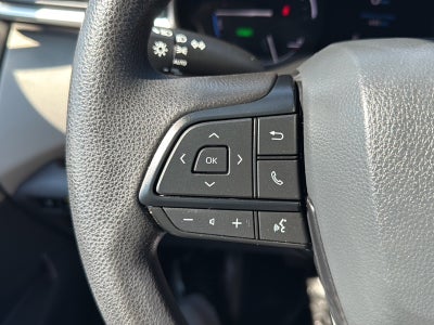 2024 Toyota Sienna LE