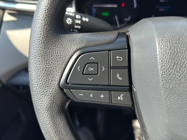 2024 Toyota Sienna LE