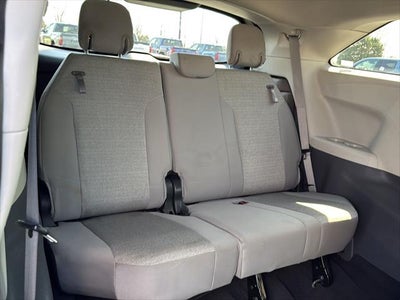 2024 Toyota Sienna LE
