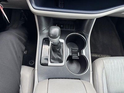 2015 Toyota Highlander LE Plus V6