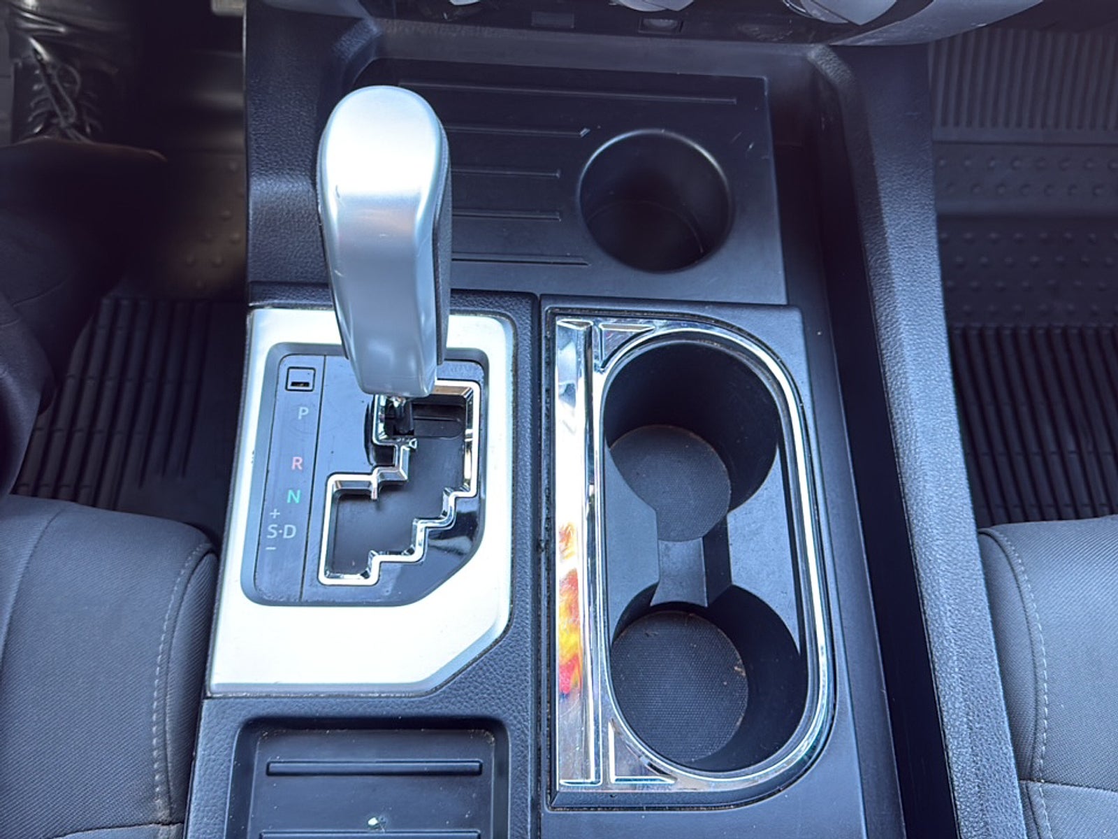 2018 Toyota Tundra SR5 5.7L V8