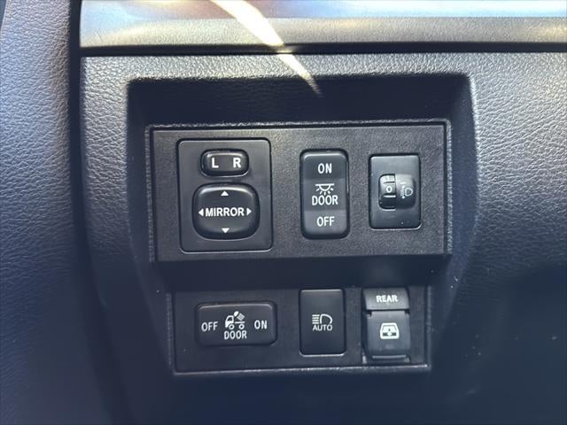 2018 Toyota Tundra SR5 5.7L V8