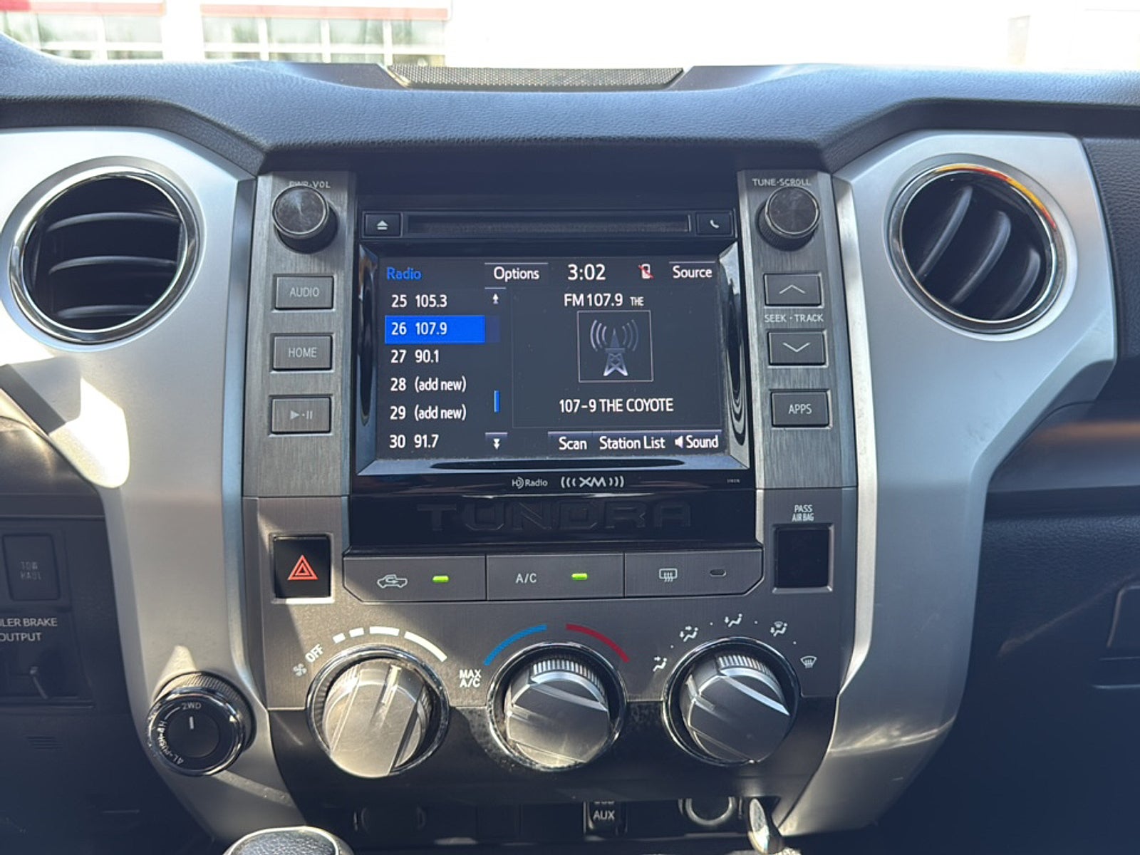 2019 Toyota Tundra SR5 5.7L V8