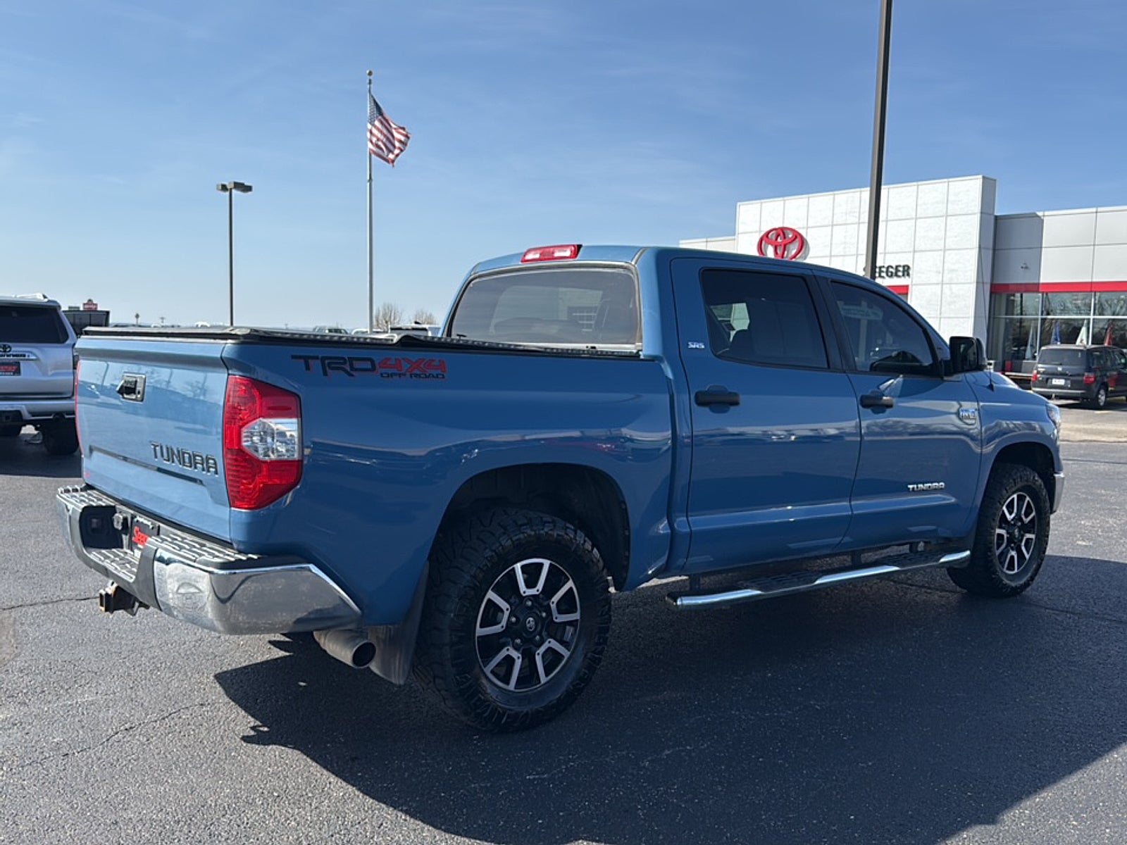 2019 Toyota Tundra SR5 5.7L V8