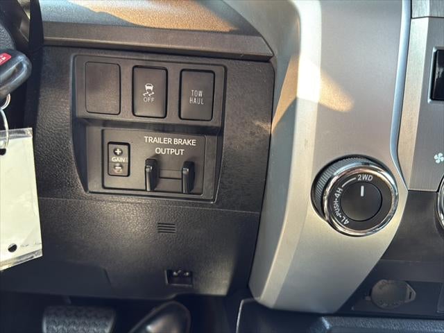 2018 Toyota Tundra SR5 5.7L V8