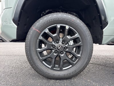 2026 Toyota Tundra Platinum CrewMax 5.5' Bed