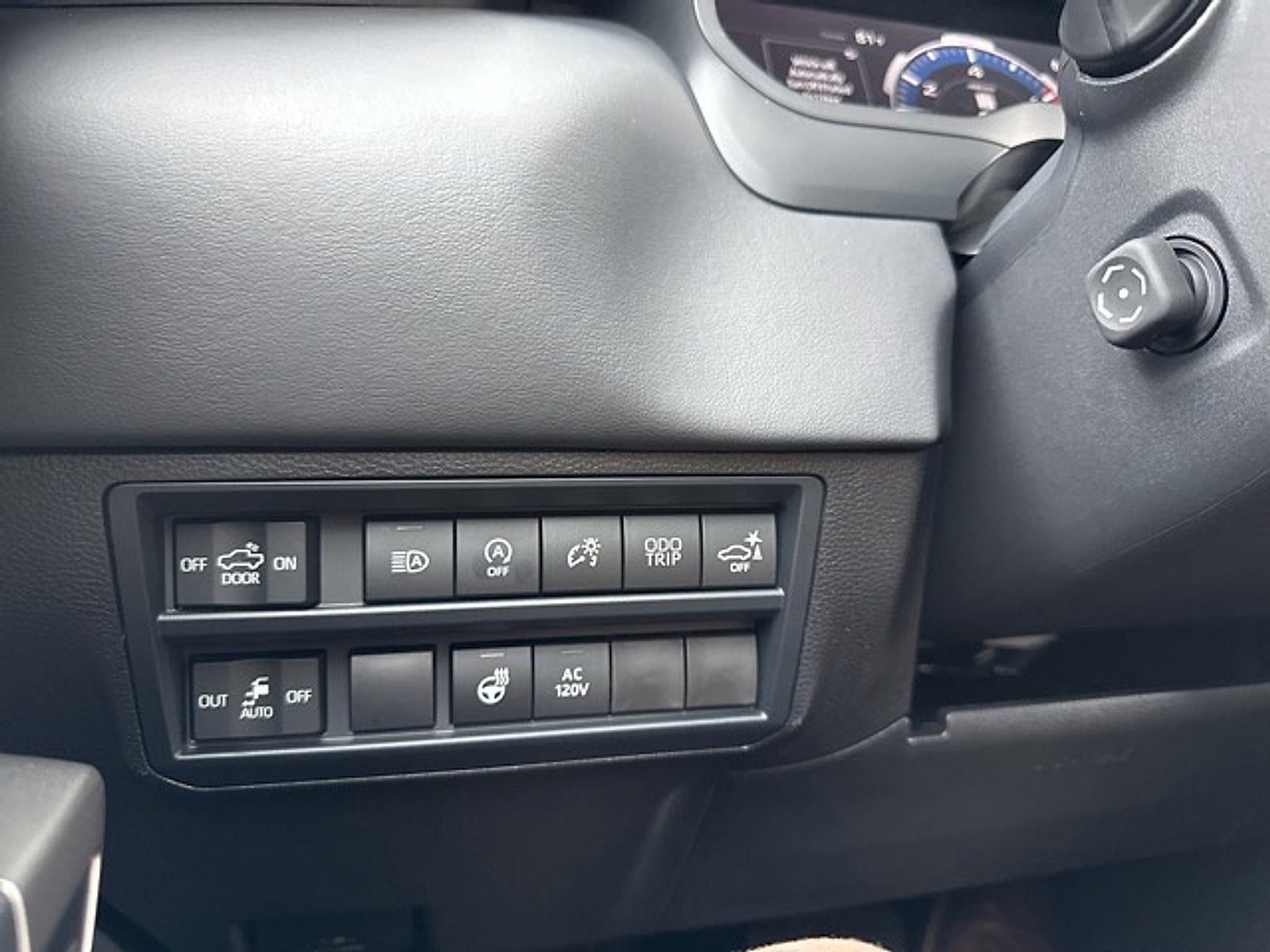 2026 Toyota Tundra Platinum CrewMax 5.5' Bed