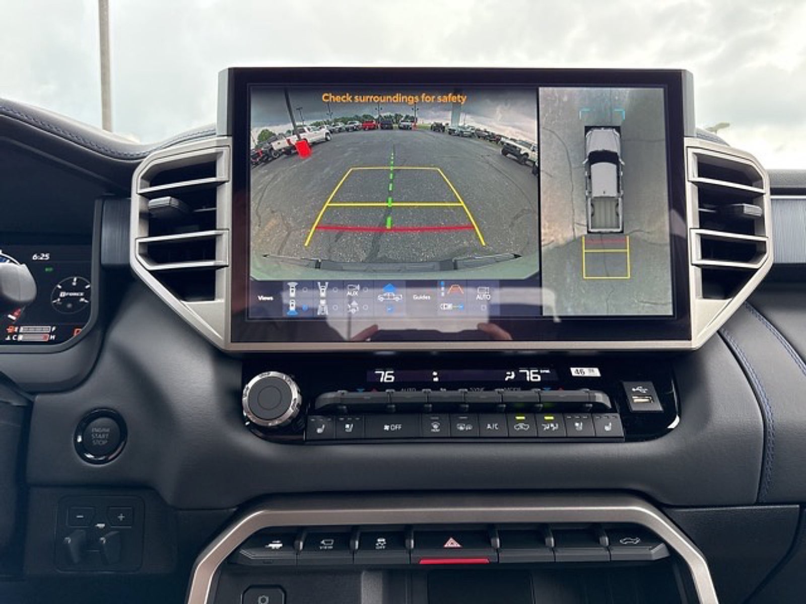 2026 Toyota Tundra Platinum CrewMax 5.5' Bed