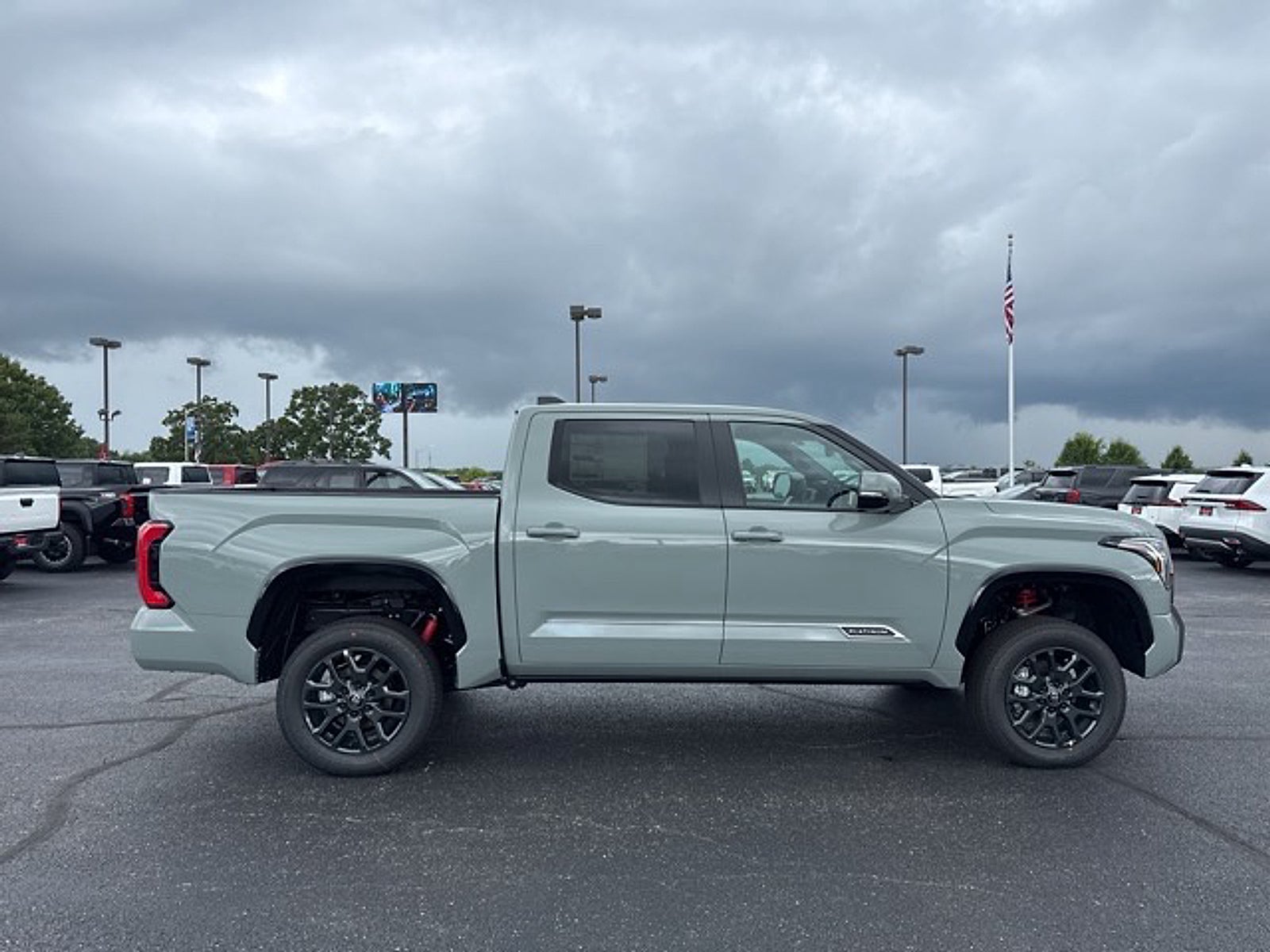 2026 Toyota Tundra Platinum CrewMax 5.5' Bed