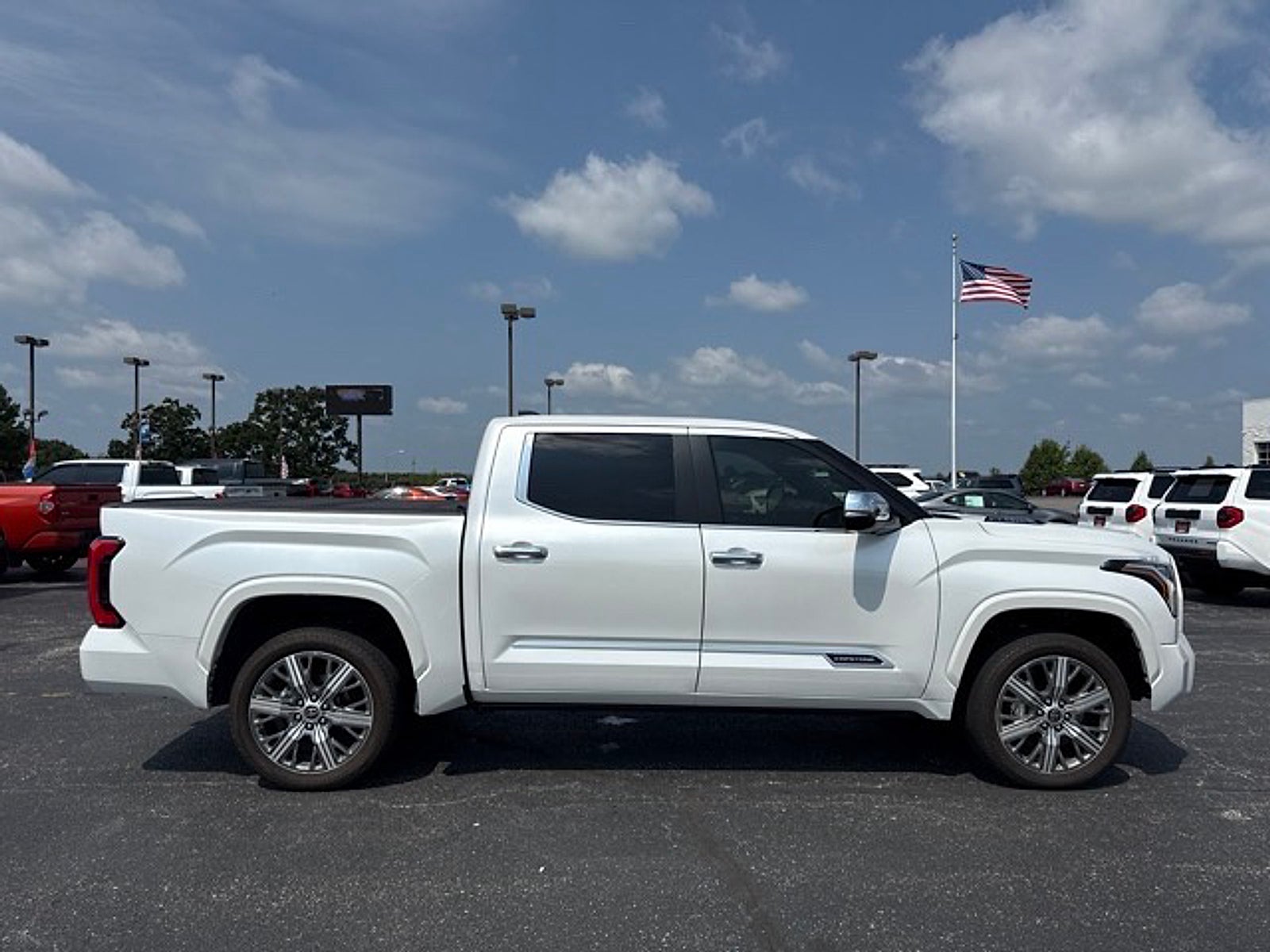 2024 Toyota Tundra Hybrid Capstone 4WD