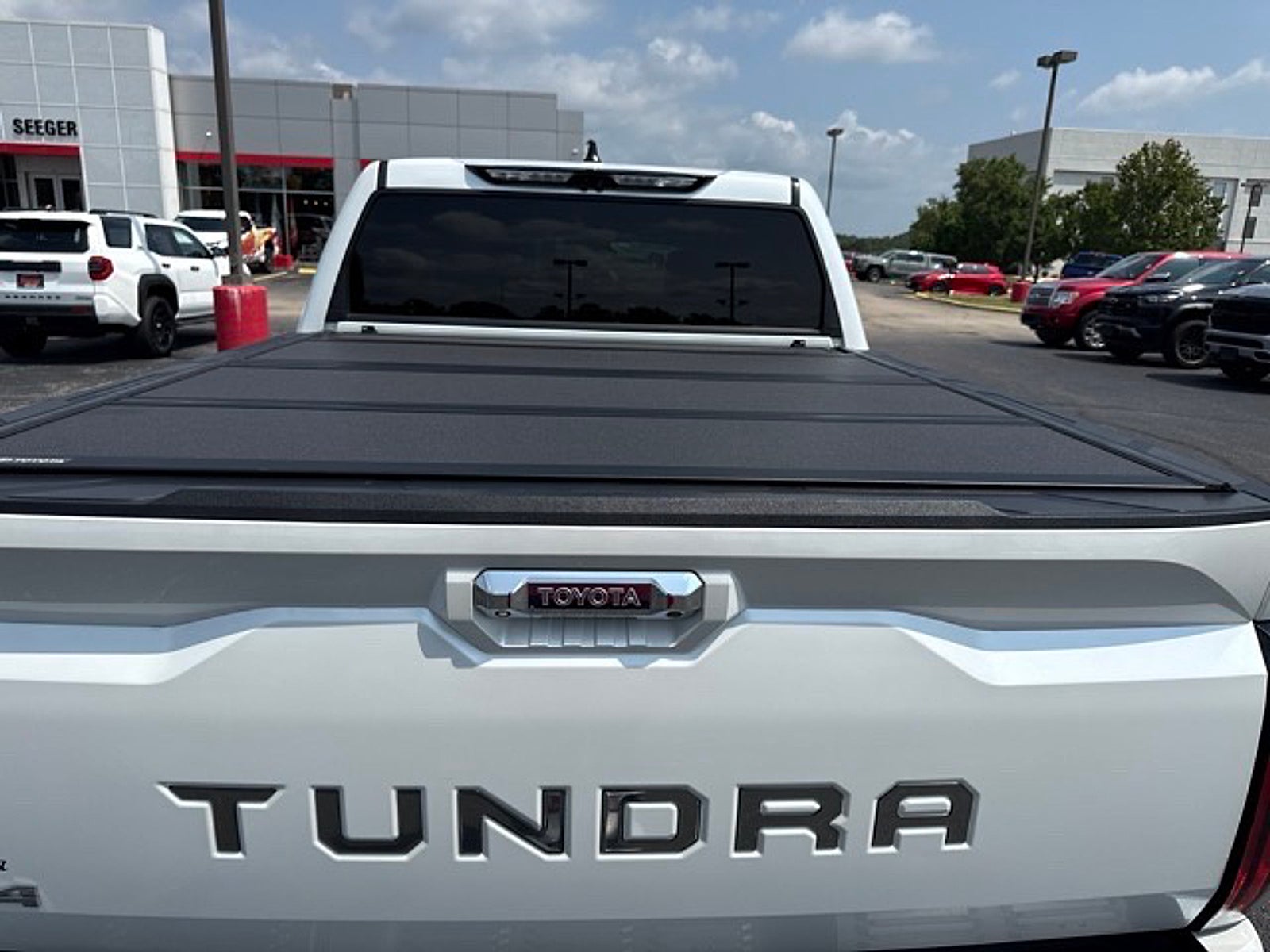 2024 Toyota Tundra Hybrid Capstone 4WD
