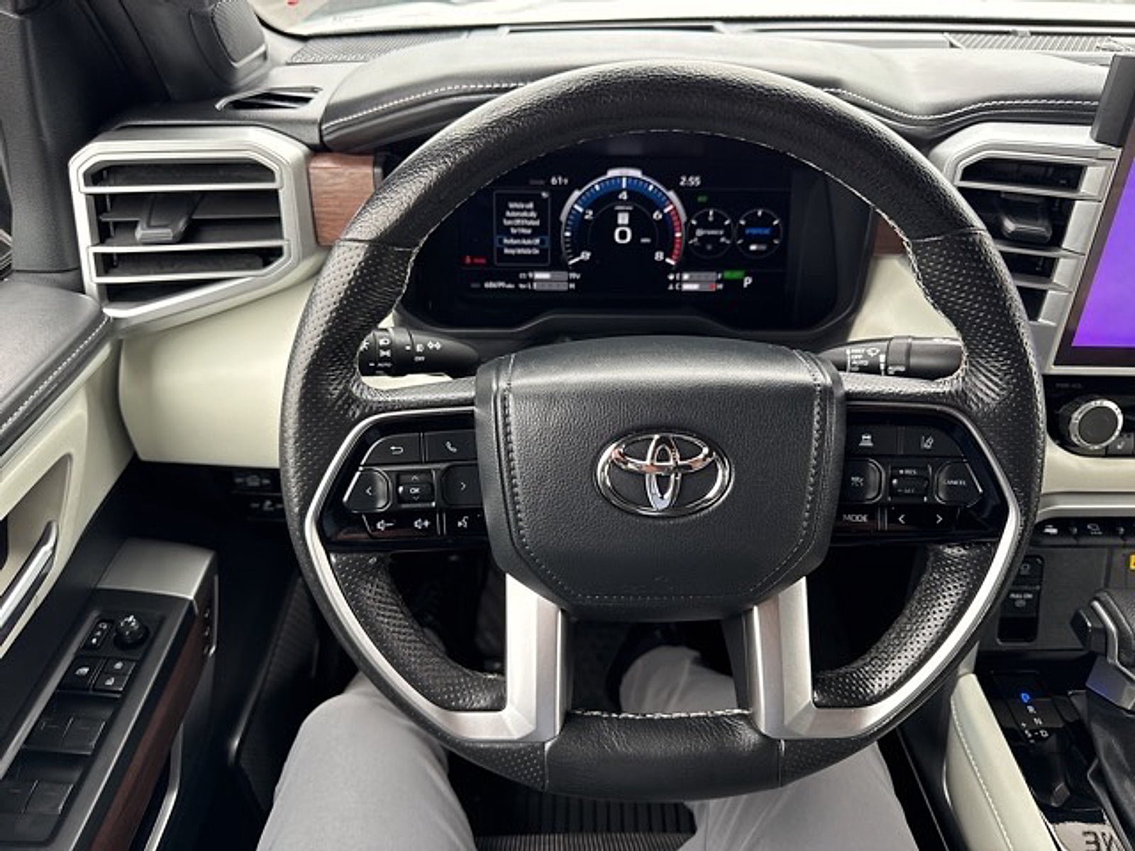 2024 Toyota Tundra Hybrid Capstone 4WD