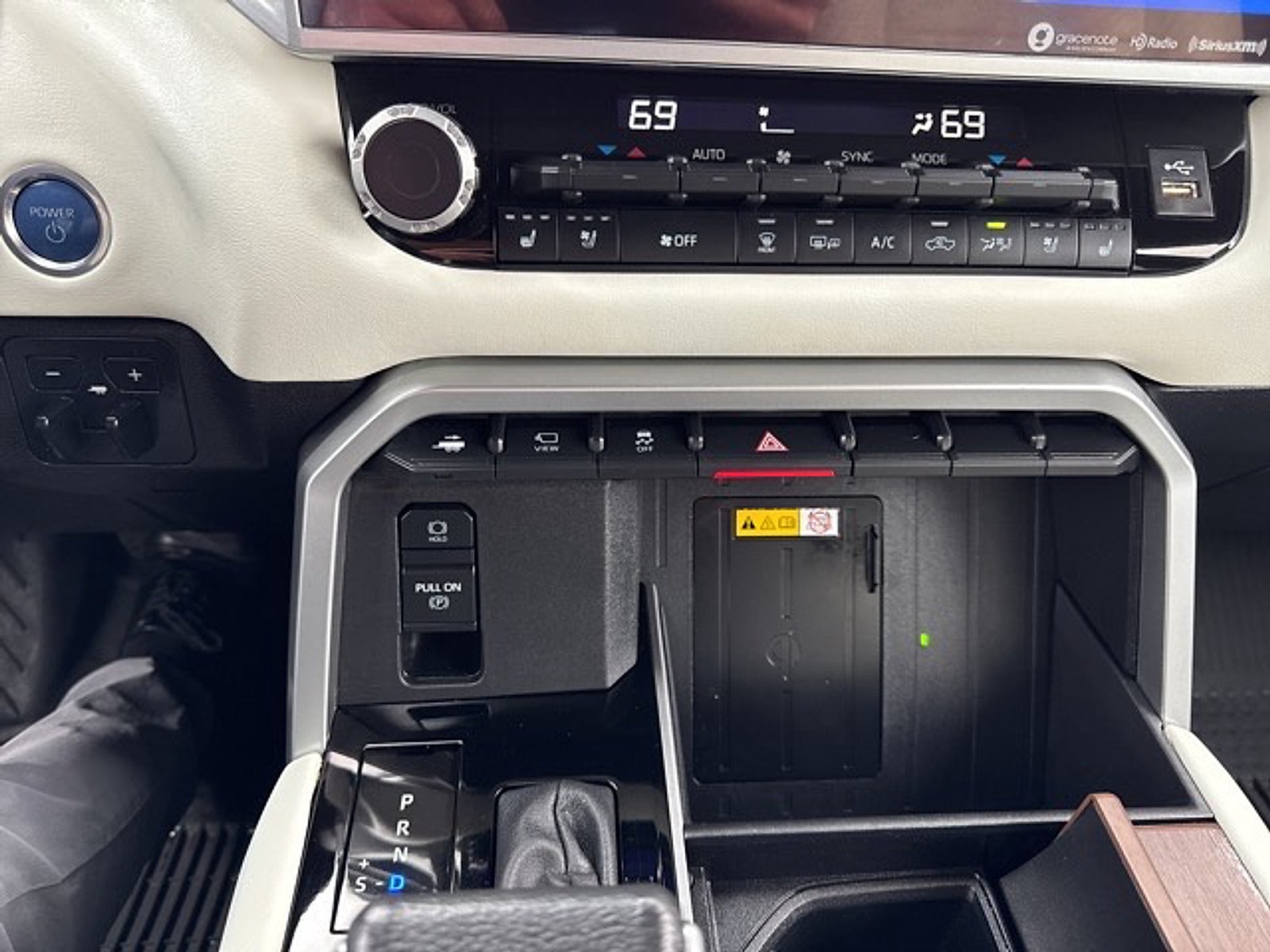 2024 Toyota Tundra Hybrid Capstone 4WD