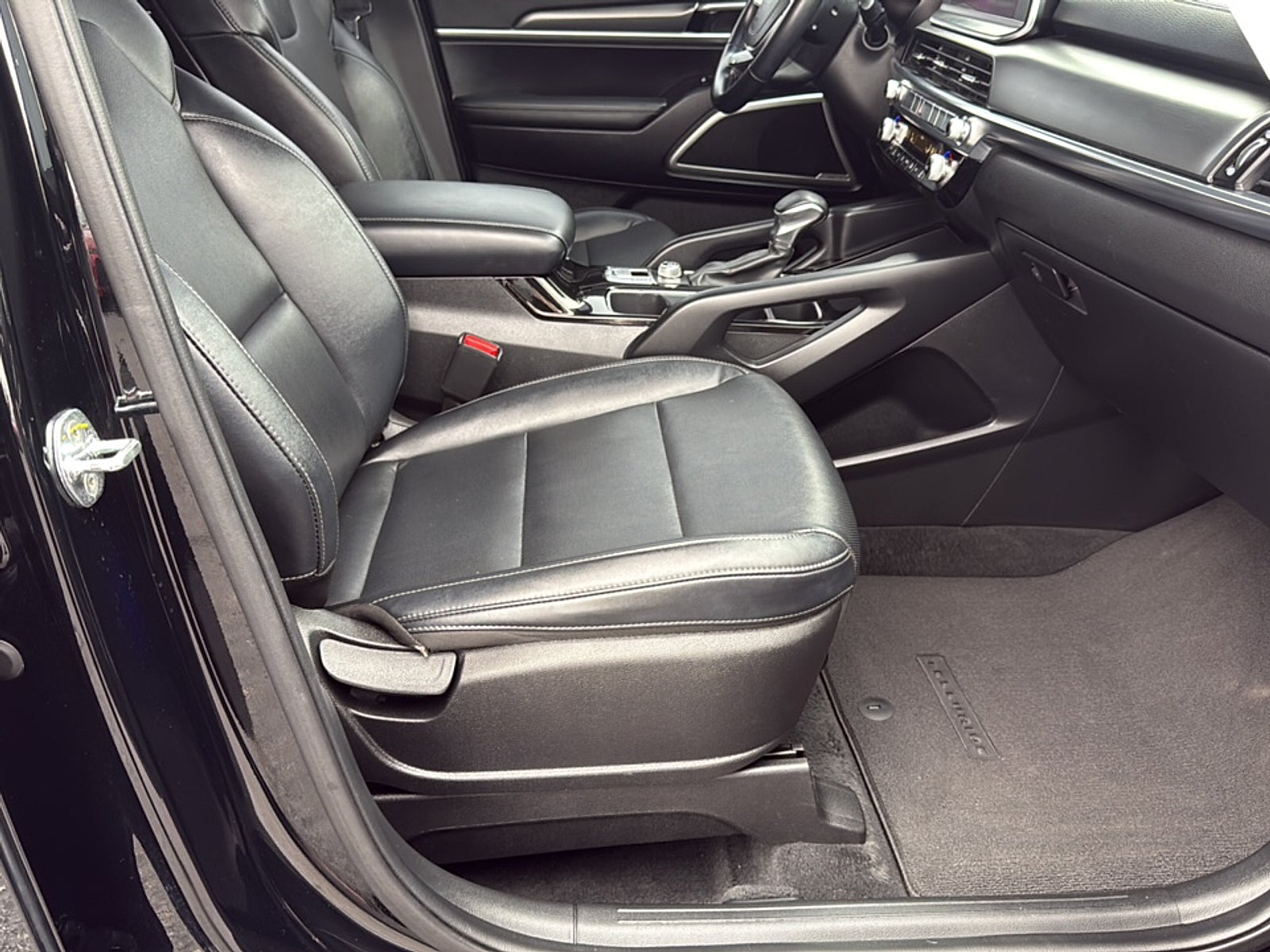 2022 Kia Telluride LX